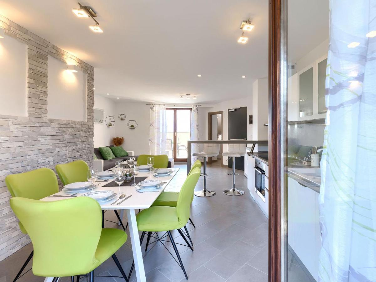 Apartment Joy By Interhome Pula Exterior foto