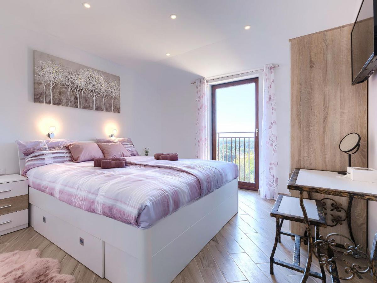 Apartment Joy By Interhome Pula Exterior foto