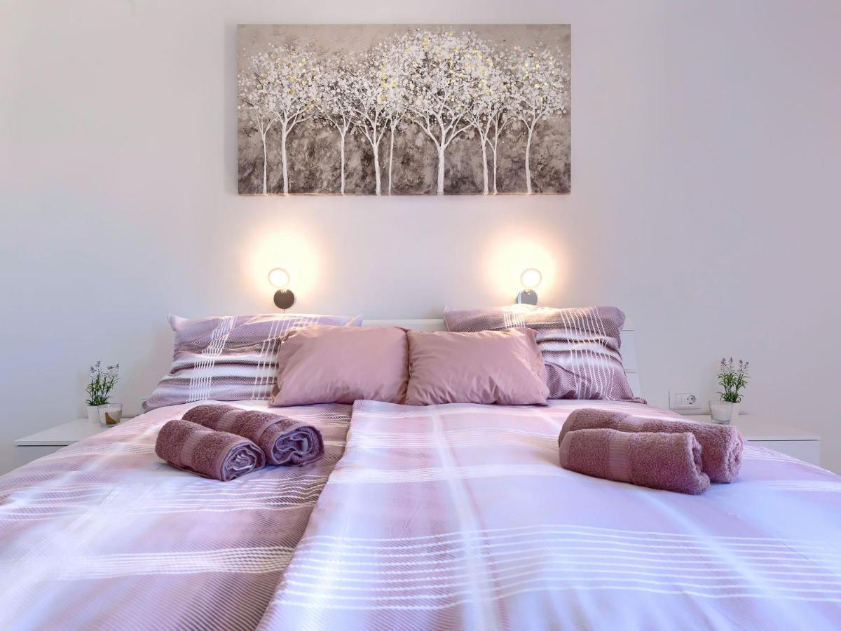 Apartment Joy By Interhome Pula Exterior foto