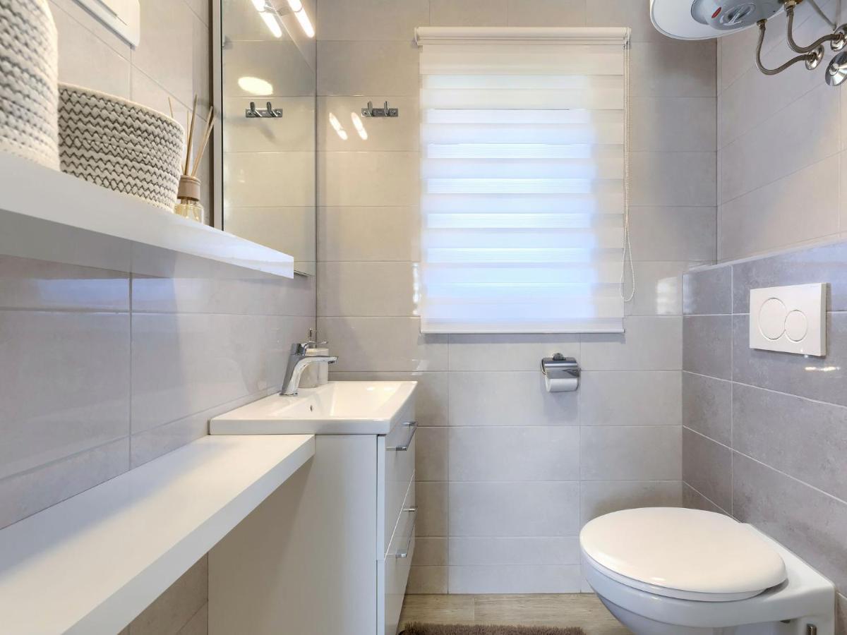 Apartment Joy By Interhome Pula Exterior foto